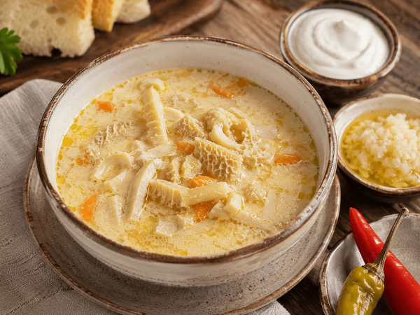 Ciorba de Burta Servita cu Smantana, ardei, mujdei 